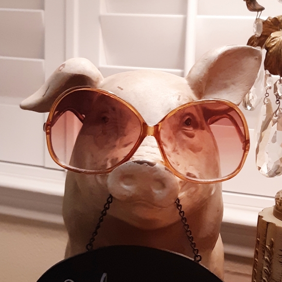 🎀NWOT Fashionable Kids Sunglasses - Picture 4 of 4